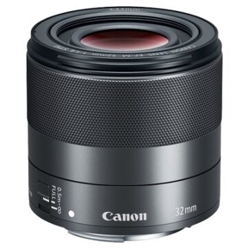 Canon-EF-M-32mm-f1_4-STM_1