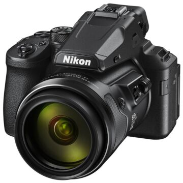 Nikon-COOLPIX-P950-1