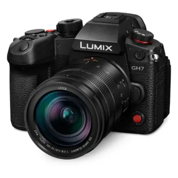 Panasonic Lumix DC-GH7-1