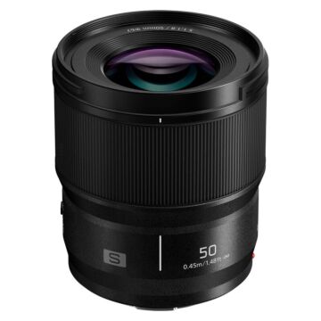 Panasonic-Lumix-S-50mm-f1.8-1