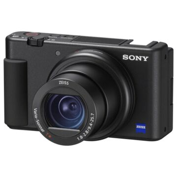 Sony-Vlog-Camera-ZV-1-1