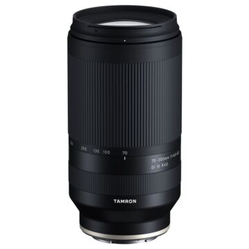 Tamron-70-300mm-f4.5-6.3-Di-III-RXD-1